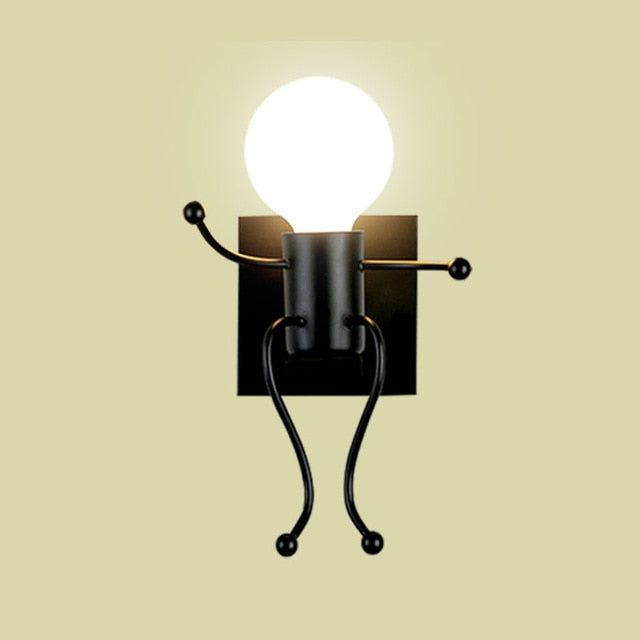 Mini Man Robot Kunst Vegglampe | Skanto
