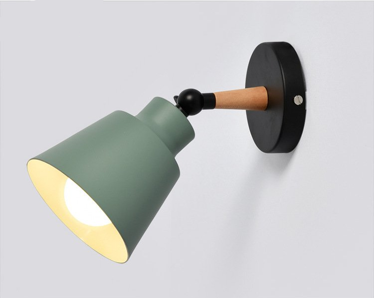 Skanto | RoyaleGlow Sleek Modern Wood Wall Lamp - Moderne Hjemmelys