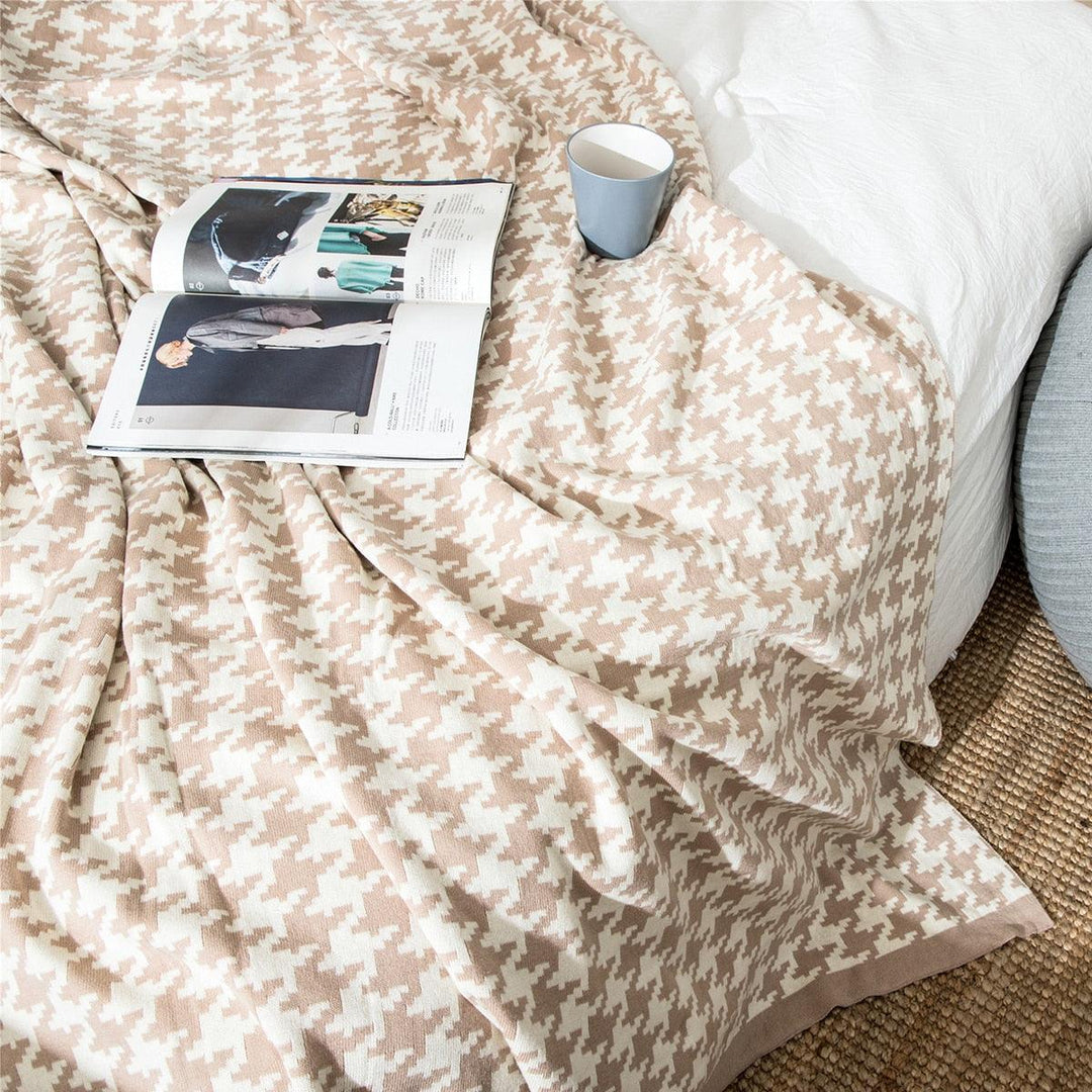 Skanto | PlaidLuxe Houndstooth Kasteteppe | Rutete Design | Myk & Koselig | Ulike Størrelser
