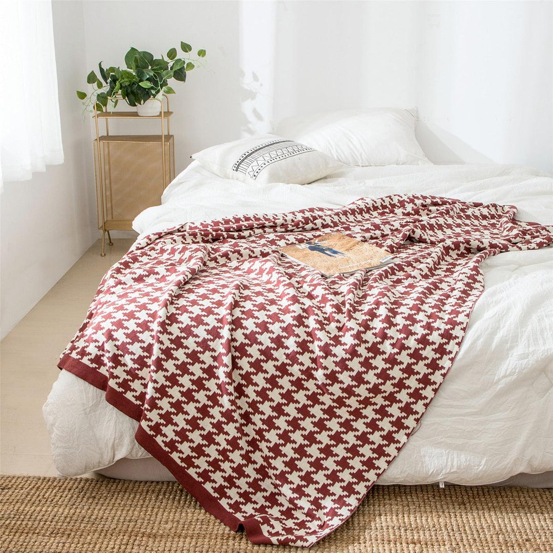 Skanto | PlaidLuxe Houndstooth Kasteteppe | Rutete Design | Myk & Koselig | Ulike Størrelser