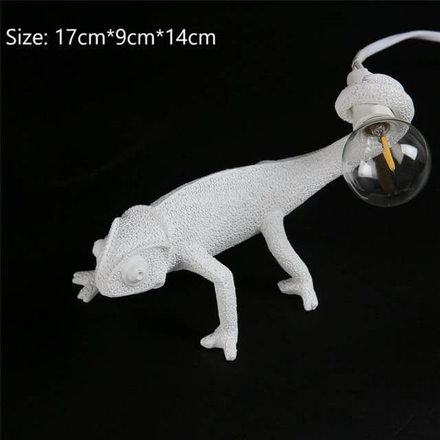 Nordic Modern Chameleon Lizard Desk Light | Skanto