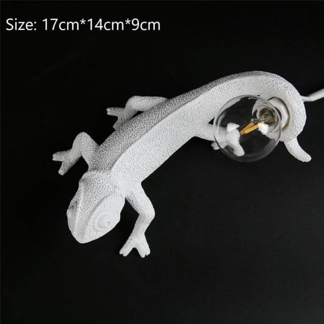 Nordic Modern Chameleon Cheetah Desk Lamp | Skanto