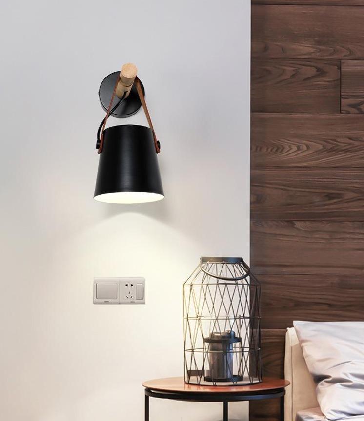 Tre Nordic Henge Vegglampe | Skanto