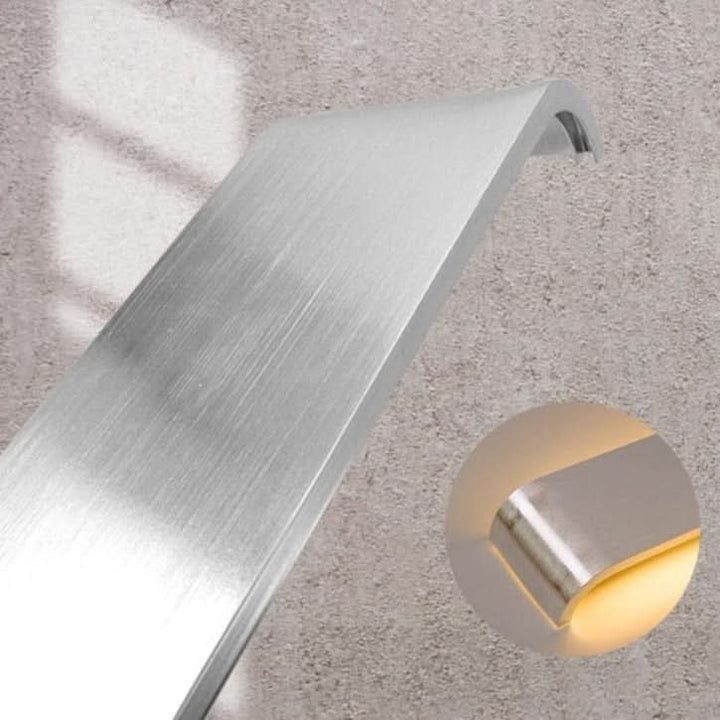 Skanto | Moderne LED Vegglampe – Slank Svart Aluminiumslys