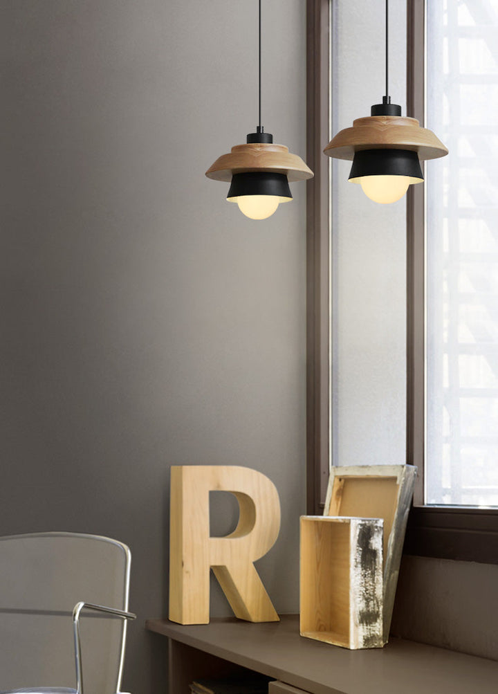 Skanto | Pendellamper laget av nordisk tre