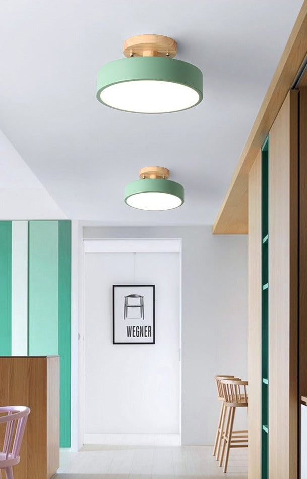 Fargerik nordisk LED taklampe | Skanto