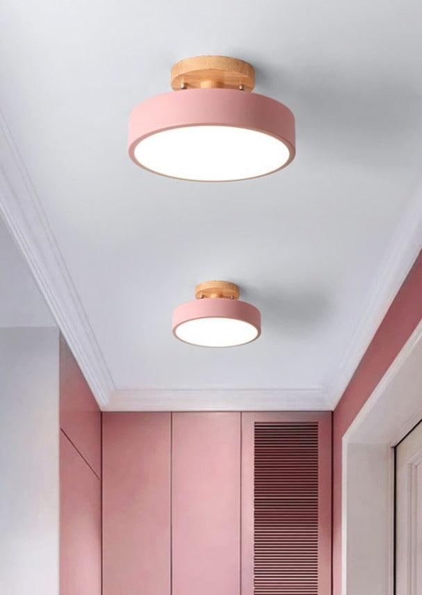 Fargerik nordisk LED taklampe | Skanto