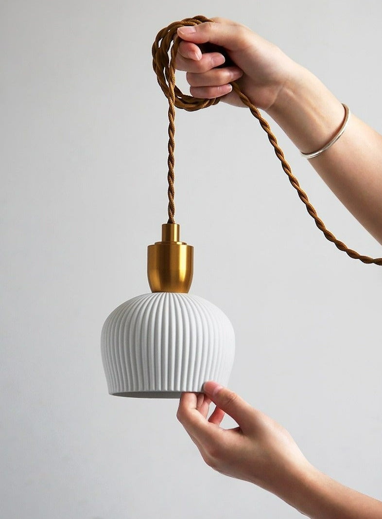 Moderne nordisk keramik-pendellamper
