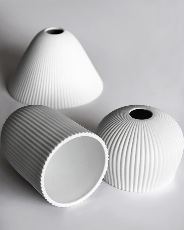 Moderne nordisk keramik-pendellamper