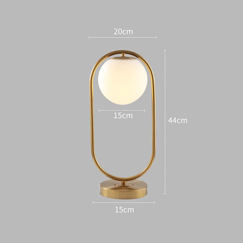Skanto | Moderne Glasskule Bordlampe