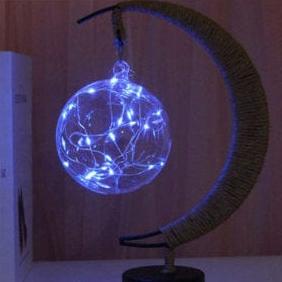 Skanto | Rayvia Lunar Lampe - Halvmåne LED Lys med Glasskuppel for Koselig Atmosfære