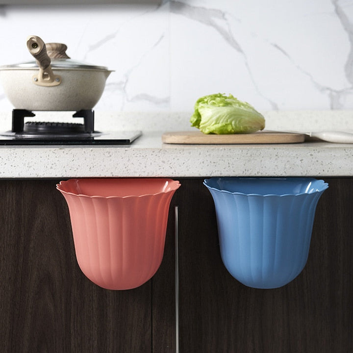Nordic Flower Shape Hanging Trash Can | Skanto