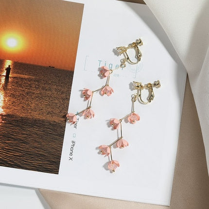 Skanto | Lange rhinestone krystall rosa sakura blomst med zircon klips øredobber