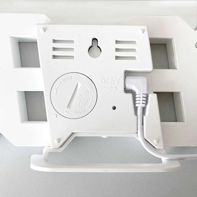 3D LED Moderne Digital Vekker Veggklokke | Skanto