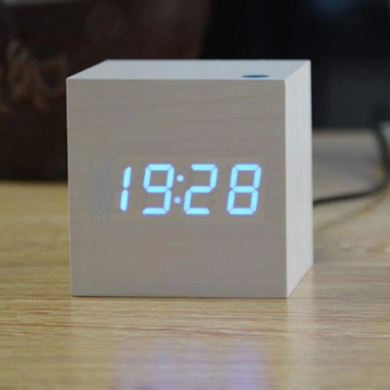 Skanto | Digital Clock Cube i moderne tredesign