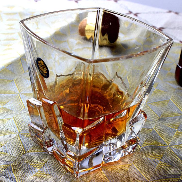 Churchill - Whiskey/Vin Glasser | Skanto