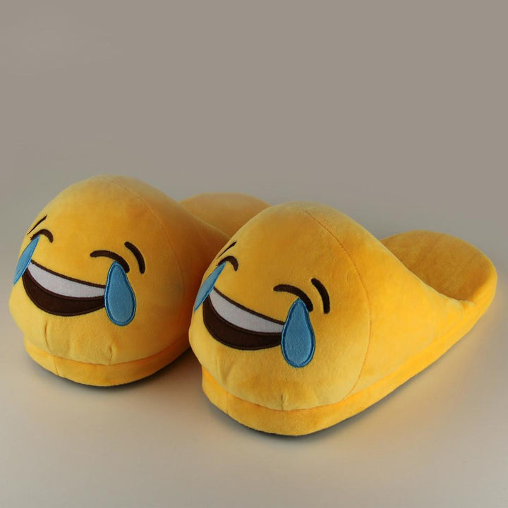 Utrolig søte emoji tøfler | Skanto