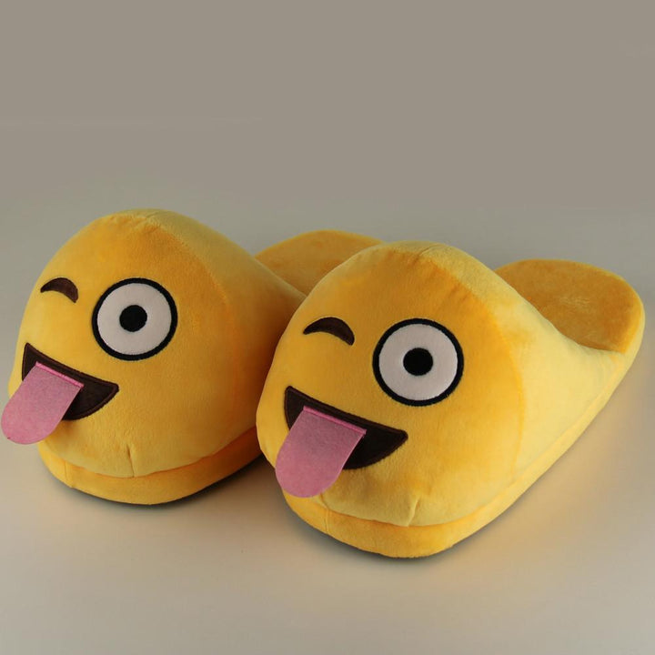 Utrolig søte emoji tøfler | Skanto