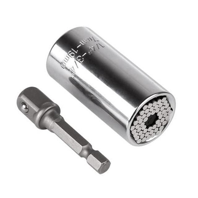 Universal Socket Wrench | Skanto