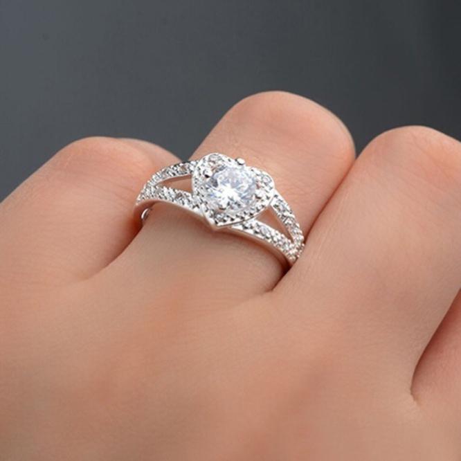 Sterling Silver Crystal Heart Ring | Skanto