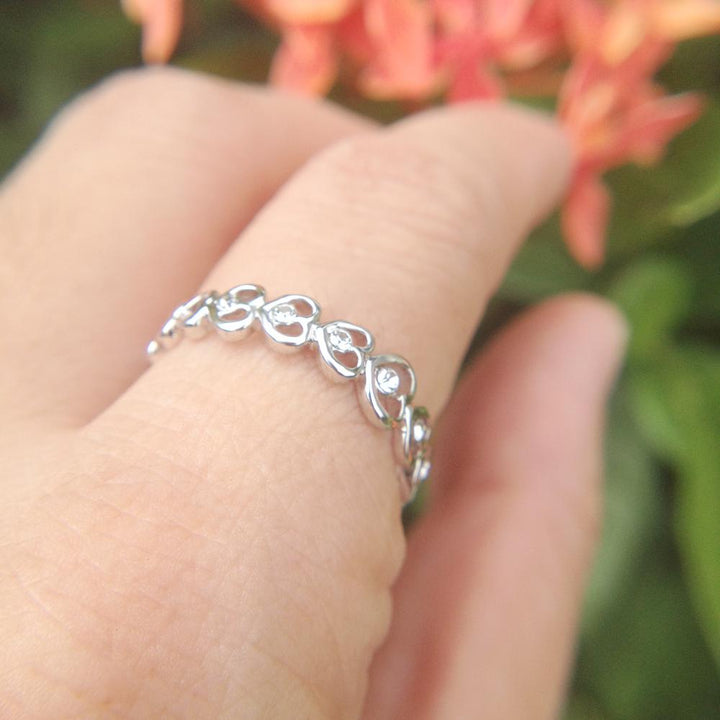 Crystal Heart Chain Ring | Skanto