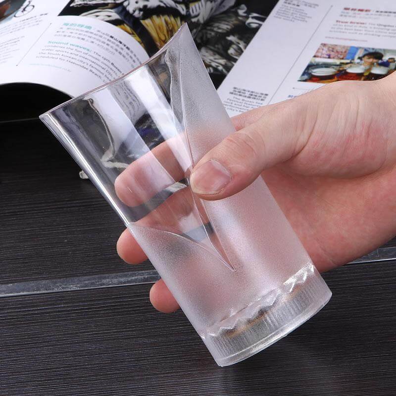 Valentine's Day Flashing Colorful LED Light Up Cup Glass | Skanto