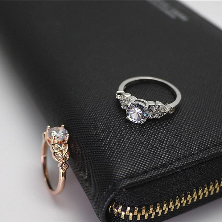 Crystal Center Flower Ring | Skanto