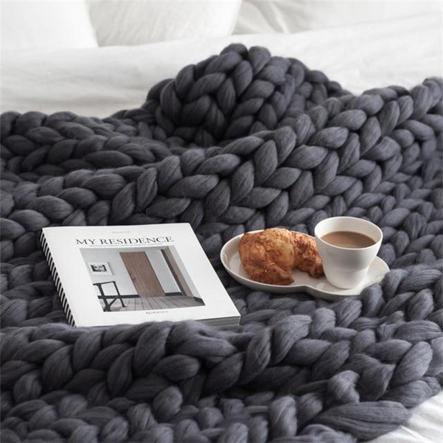 Skanto | Håndlaget Chunky Strikket Teppet Komfortabelt & Varmt - 80 x100 cm