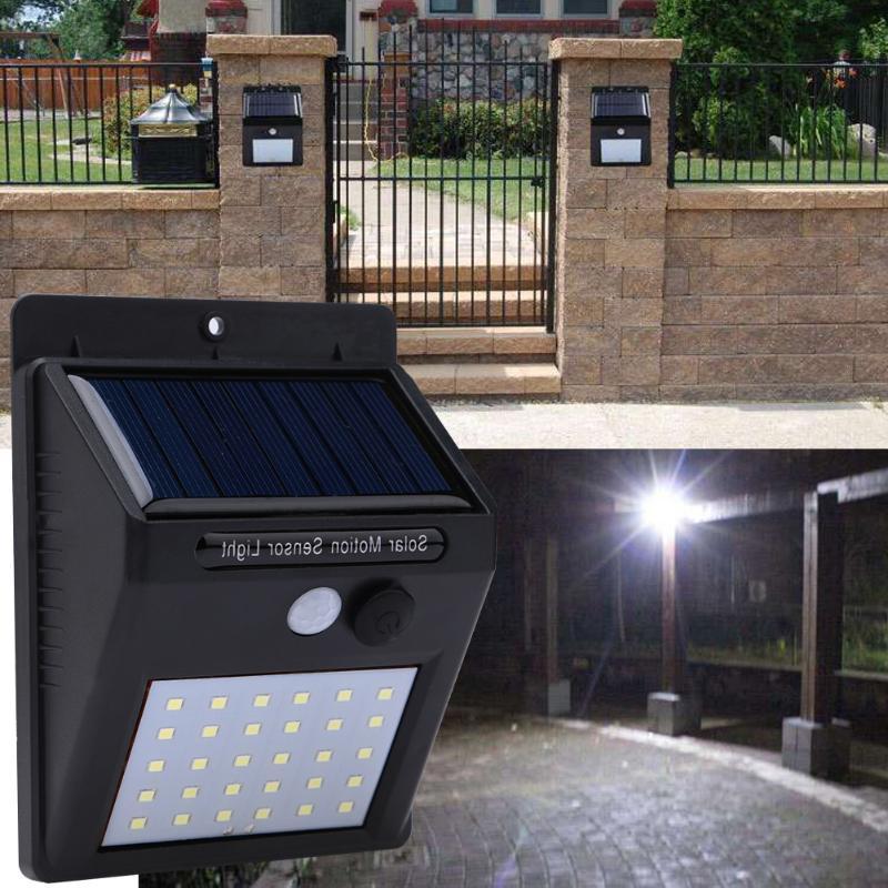 Skanto | Vanntett bevegelsessensor vegglampe