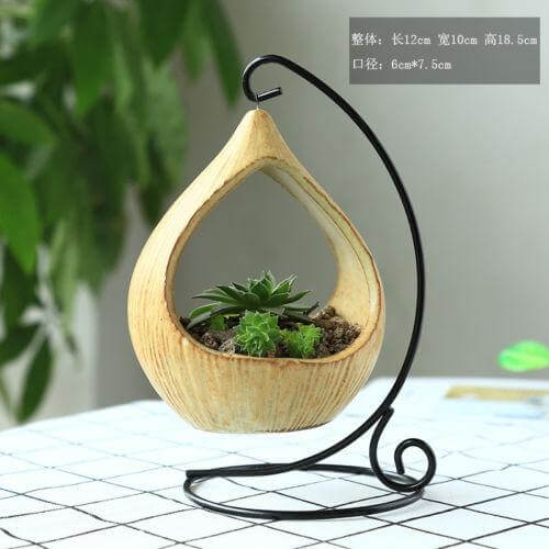 Skanto | Blomster Henge Triangel Vase Beholder Pot