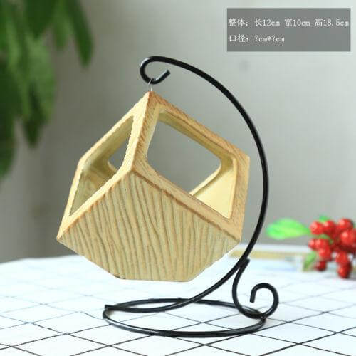 Skanto | Blomster Henge Triangel Vase Beholder Pot