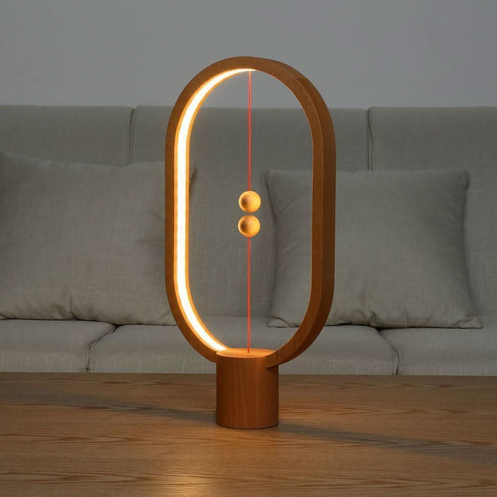 Skanto | Tre LED-bordlampe med magnetbryter