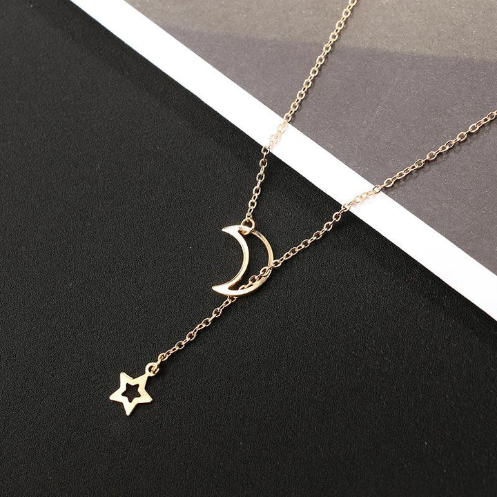 Moon & Star Hengende Dråpe Halskjede | Skanto