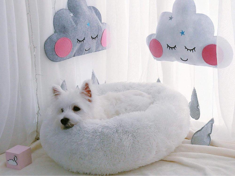 Mini - Rund P fluffy Plush Kattested | Skanto