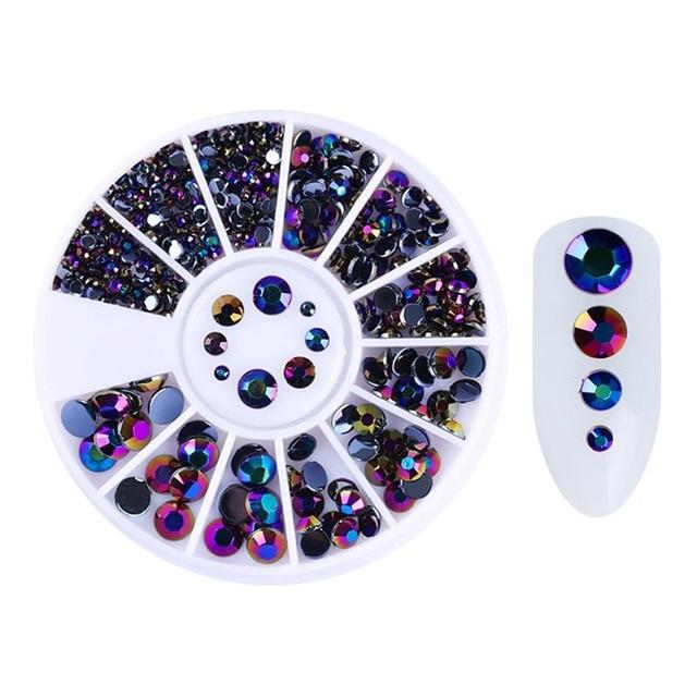 Rhinestone Nail Art Perler | Skanto