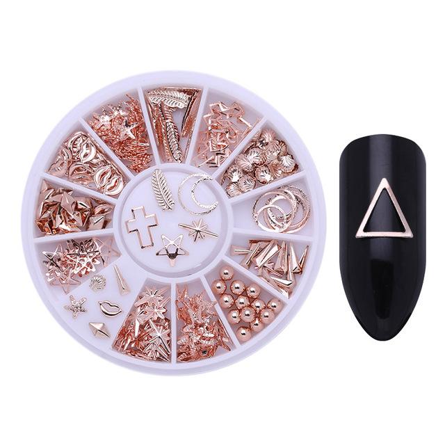 Rhinestone Nail Art Perler | Skanto