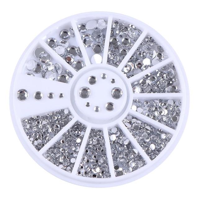 Rhinestone Nail Art Perler | Skanto