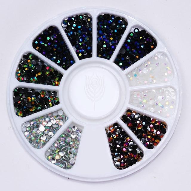 Rhinestone Nail Art Perler | Skanto