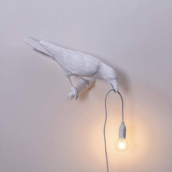 NachtRaaf Ambient Lampe – Dekorativ fuglelampe laget av harpiks for varmt lys | Skanto