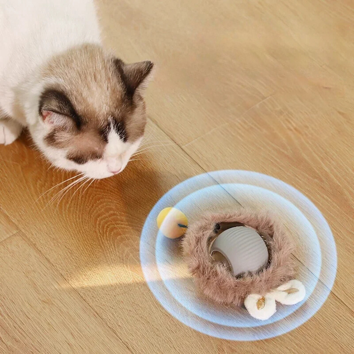 Aktiv rullende ball med pels for katter Skanto