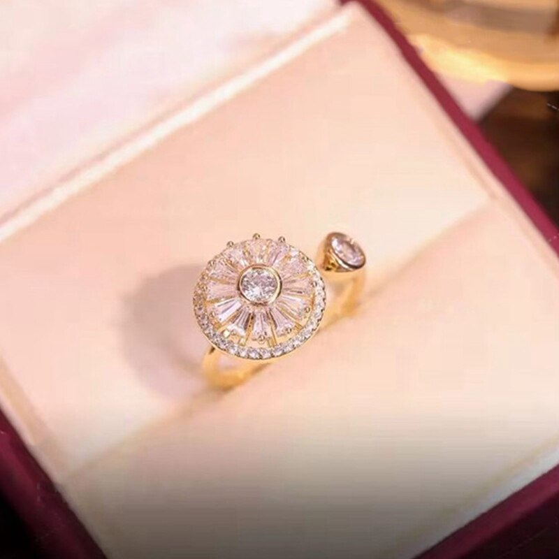 Skanto | Blomstrende Blomst Roterende Ring