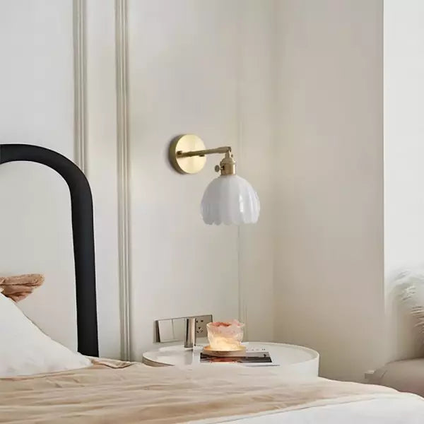 Skanto | Glass Tulip Blomster Vegglampe | Elegant Blomsterbelysning for et Stilfullt Interiør - MurCharm