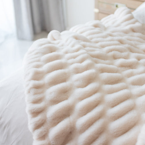 Faux Fur Blanket Ripple | Skanto