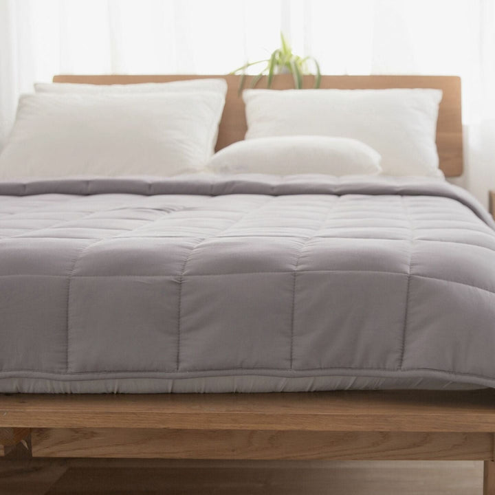 Large Soft Summer Cooling Weighted Bed Blanket Queen | Skanto