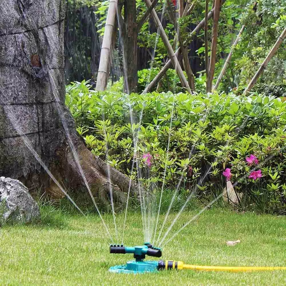Skanto | Justerbar Hage Sprinkler – Effektiv Gressvanning med 360° Sprayfunksjon