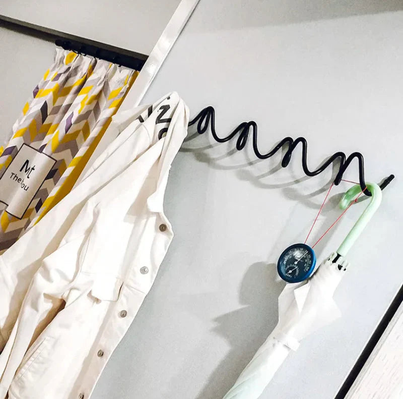 Skanto | Scribble Vegg Garderobe