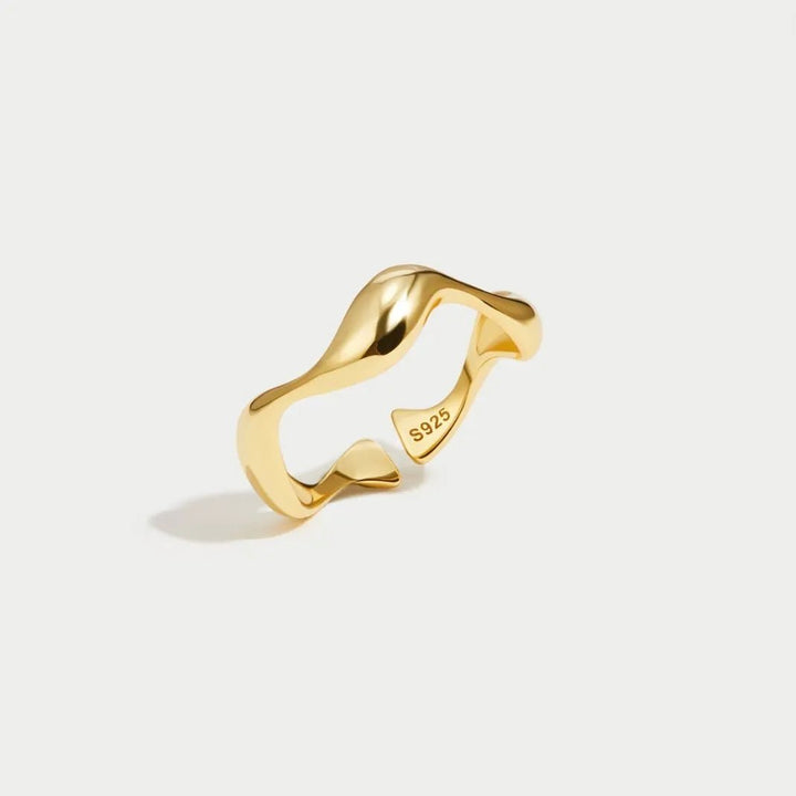 Skanto | SEARISE RING – Justerbar Minimalistisk Sølvring med Havdesign
