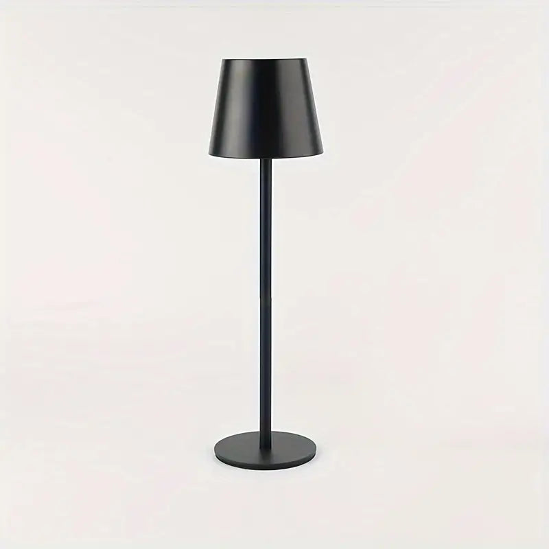 Skanto | LED Bordlampe – Trådløs, Berøringskontroll & Dimmbar Lys