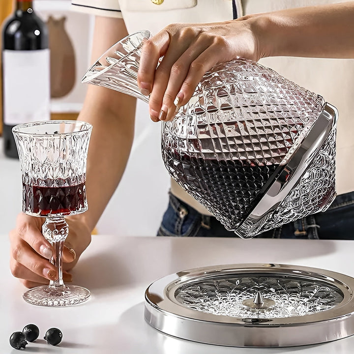 Krystall Glass Karaffel – 360° Rotérbar og Elegant | 1,5 L Vin og Drikke Dispenser | Skanto