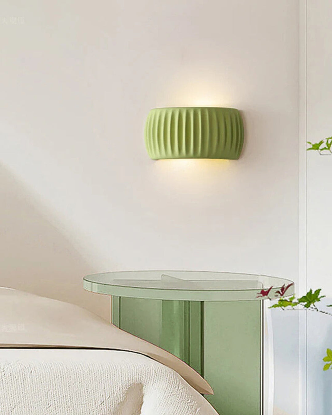 Skanto | Designer Vegglampe med bølgete akcent